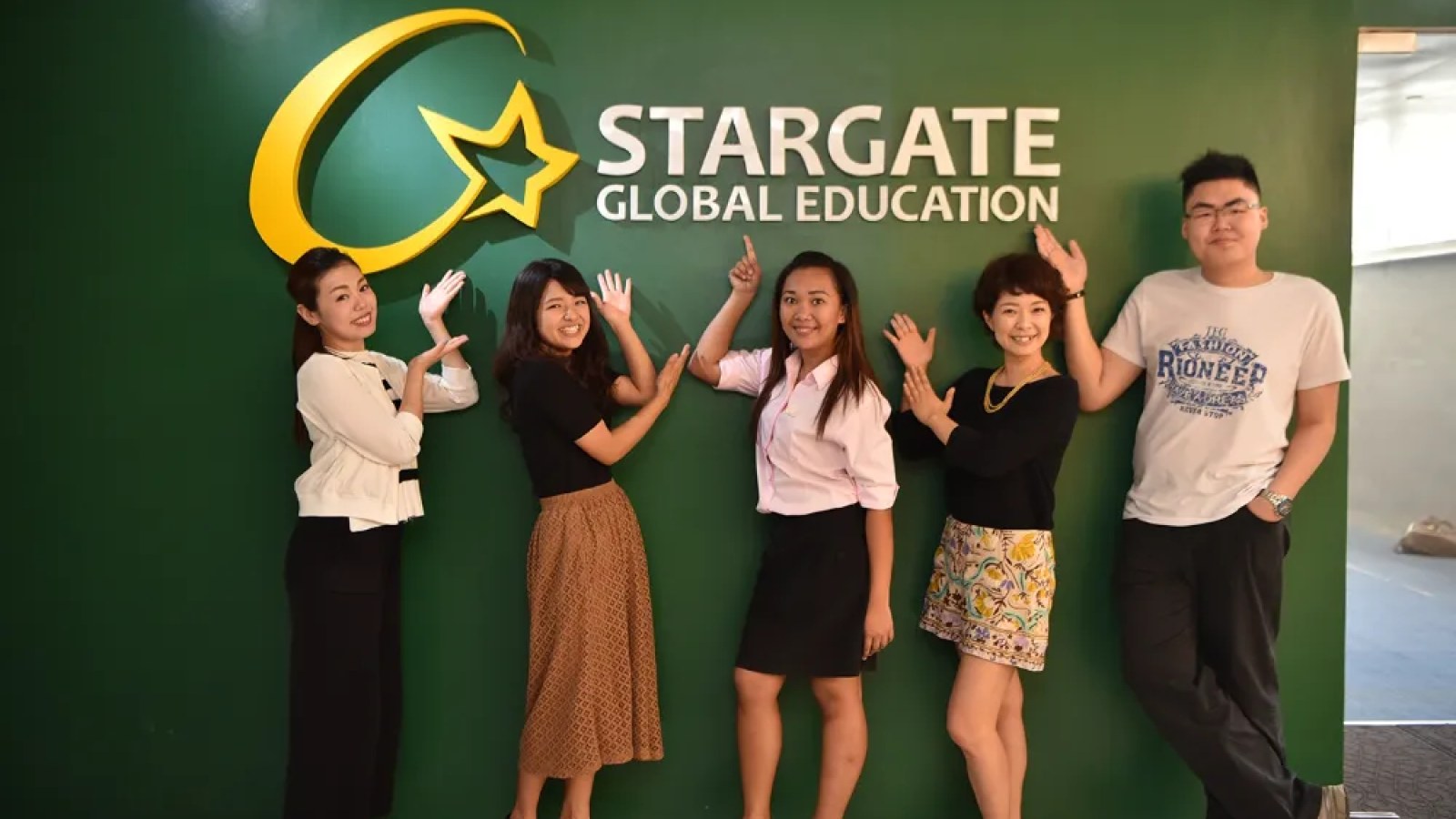 Stargate 学校での集合写真