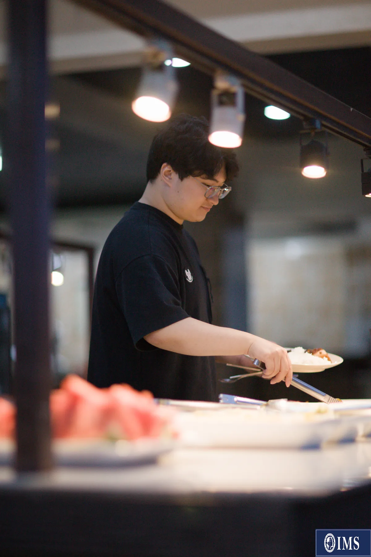 IMS Academy 食事の様子