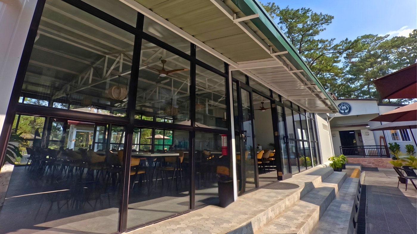A&J Eco Campus 食堂（別角度）