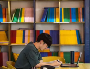 B’Cebu ライブラリーでの学習